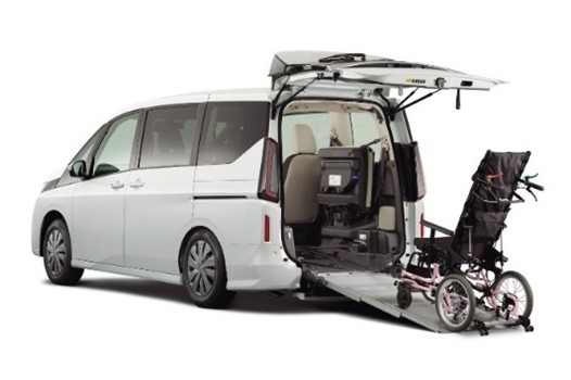 ◎福祉車両（スロープ付き）日産「セレナ」